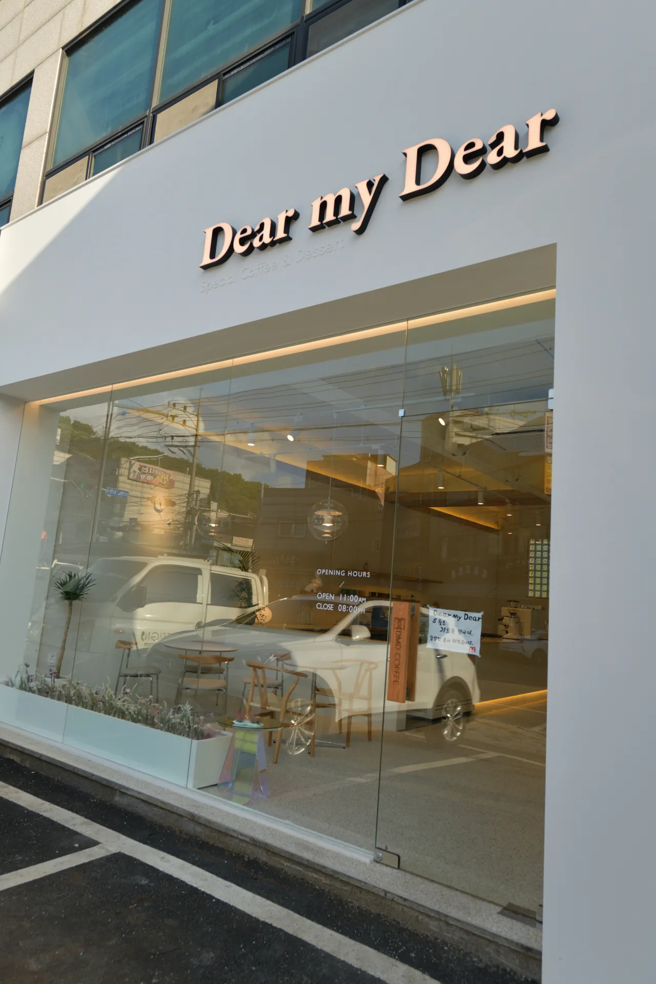 경기 하남 DMD카페 30평 인테리어 | 오픈스페이스·콩자갈 바닥 시공사진 22